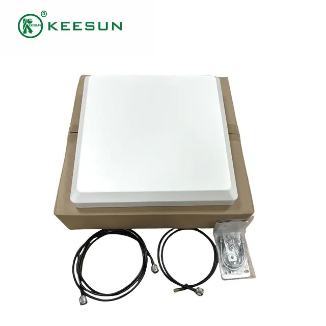 panel antenna
