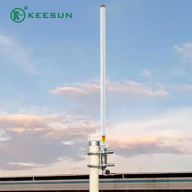 FG00069 | 250~450MHz 4dBi Fiberglass Antenna with N Female Connector