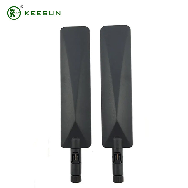 EX20009 | 3.7~4.2G 5dBi WiFi Antenna with SMA Male Connector