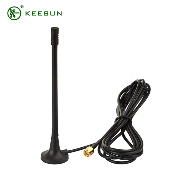 SU00011 | 698-960/1710-2700MHz 7dBi Magnetic Antenna with Rg174 Cable to SMA Male Connector