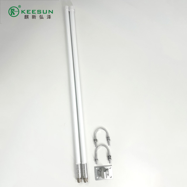 FG00066 | 860~930MHz 5dbi Omni Antenna&Accessory with N Connector