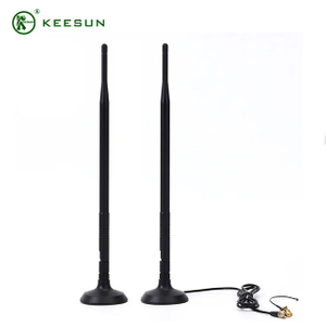 SU00006 | 700-2700MHz 7DBI magnetisk antenn med 1M RG174 koaxialkabel till SMA manlig kontakt