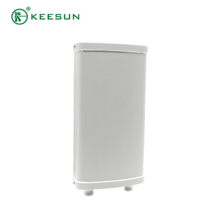 KS50072 | 698 ~ 960/1710 ~ 2700/3300 ~ 3700MHz 12DBI PLATKA ANTENA s 2 n ženskými konektormi