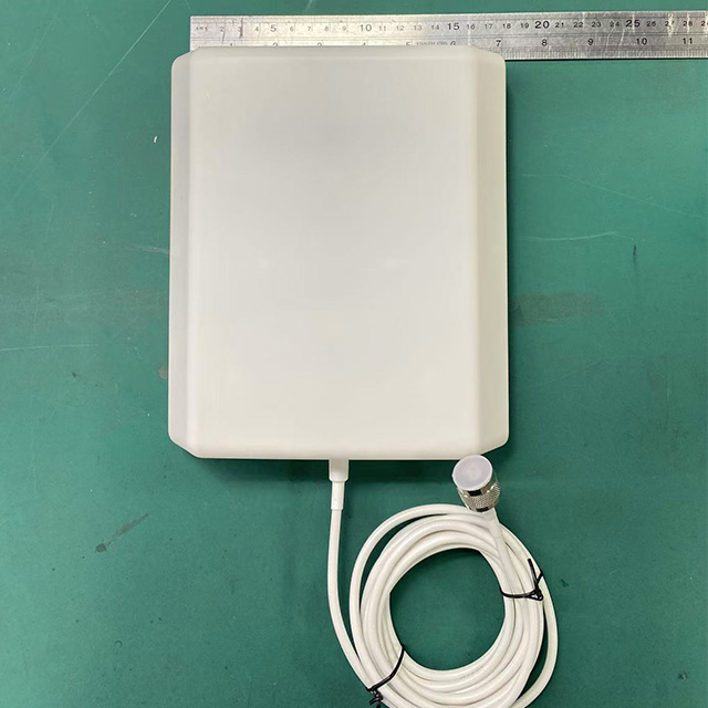 KS50068 | 2.4G 5dBi Directional Antenna with 1m LMR200 Cable to SMA Male Connector